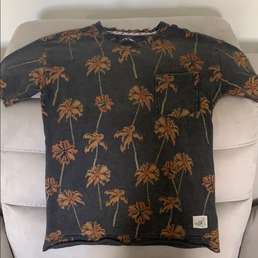 Short sleeve Size 8/10 Brand Art/Class